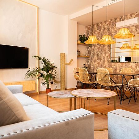 Stylish Apartment In The Heart Of Malaga With Pool エクステリア 写真