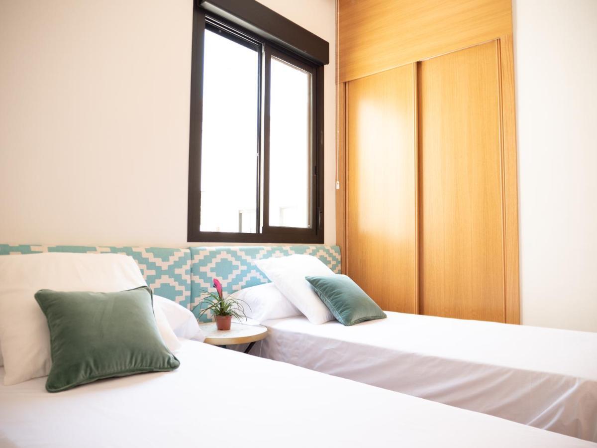 Stylish Apartment In The Heart Of Malaga With Pool エクステリア 写真