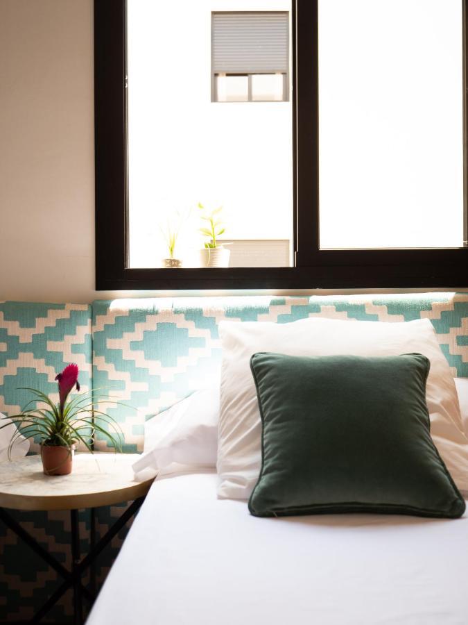Stylish Apartment In The Heart Of Malaga With Pool エクステリア 写真